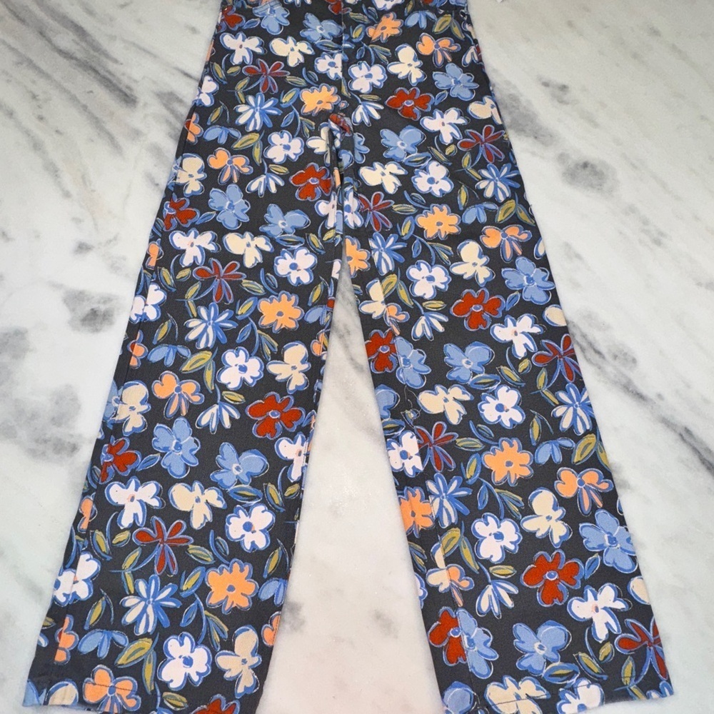Originality (from Dillards) Girls Floral Jeans Size Small Straight Leg NWT - Picture 3 of 4